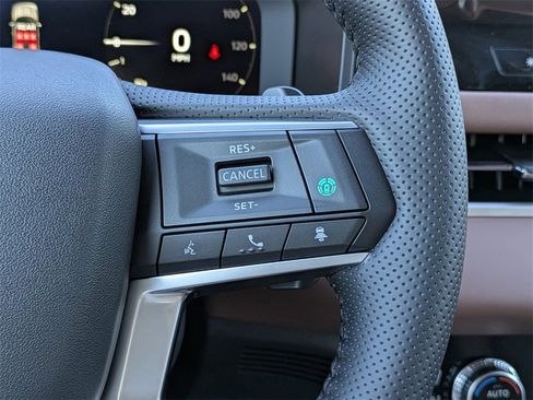 New 2025 Mitsubishi Outlander SEL image 26