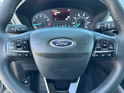 Used 2022 Ford Escape SE w/ SE Sport Appearance Package FWD image 23