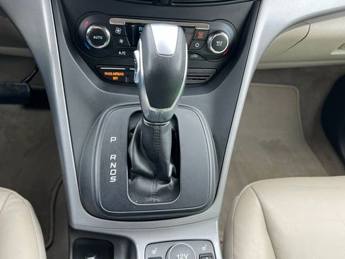 Used 2015 Ford Escape SE w/ Equipment Group 201A image 29