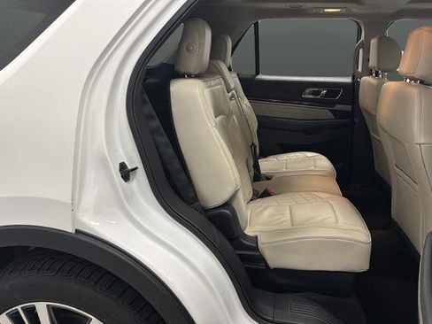 Used 2016 Ford Explorer Platinum AWD/4WD image 24