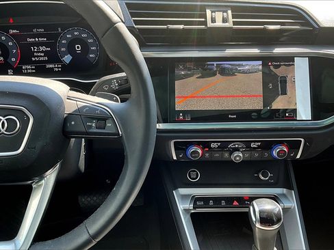 Certified 2025 Audi Q3 2.0T Premium Plus w/ Premium Plus Package image 12