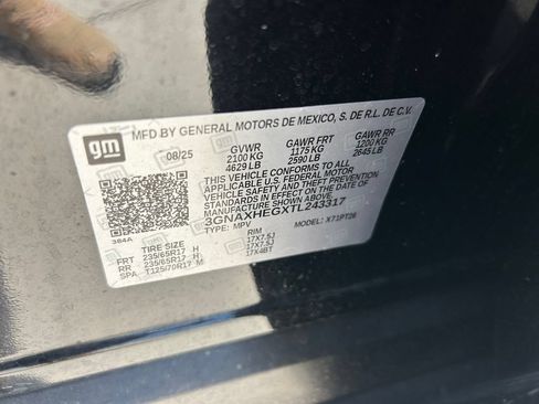 Used 2026 Chevrolet Equinox LT FWD image 10