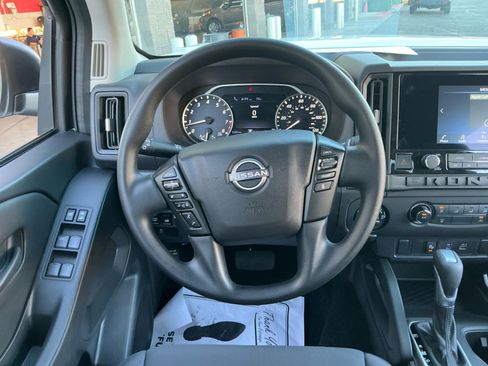 Used 2025 Nissan Frontier S image 9