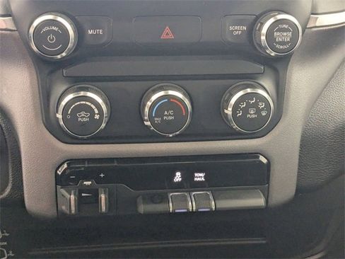 Used 2024 RAM 2500 Big Horn w/ Bed Utility Group image 21