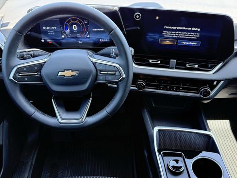 New 2026 Chevrolet Equinox LT w/ Safety and Technology Package image 11