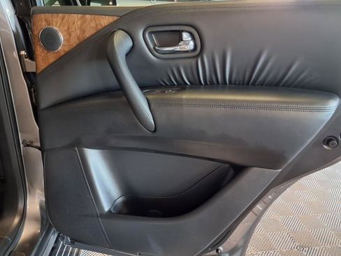 Used 2022 Nissan Armada SL w/ Captain's Chairs Package image 13