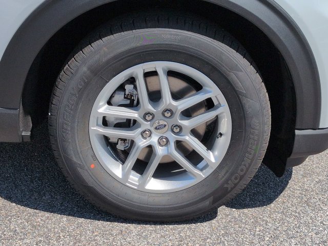 New 2027 Ford Explorer Active w/ Active Comfort Package RWD image 12