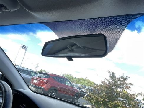 Used 2018 Kia Rio LX image 25