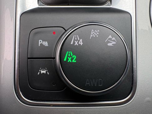 Used 2024 Chevrolet Blazer LT w/ Convenience Package image 34