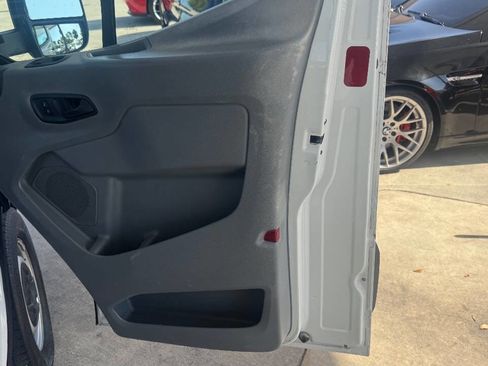 Used 2018 Ford Transit 250 138 RWD image 23