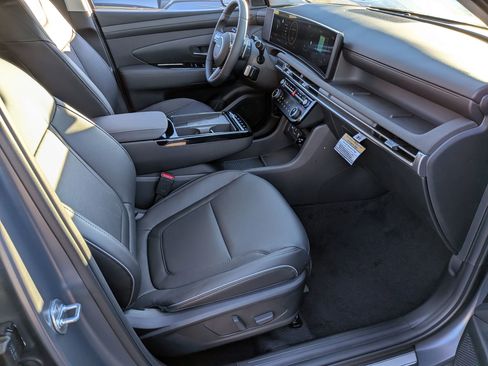 New 2026 Hyundai Tucson Limited image 25