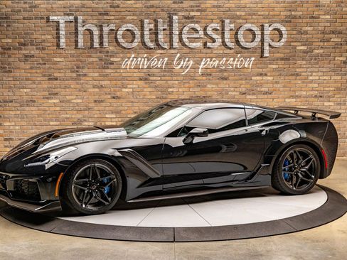 Used 2019 Chevrolet Corvette ZR1 image 1