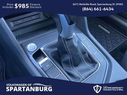 Used 2023 Volkswagen Tiguan SE image 32
