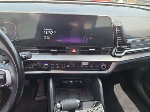 Used 2023 Kia Sportage EX FWD image 21