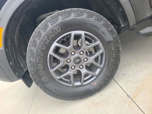 Used 2024 Ford Ranger XLT w/ FX4 Off-Road Package image 12