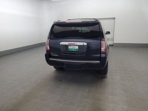 Used 2017 GMC Yukon Denali AWD/4WD image 7
