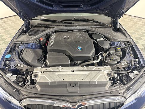 Used 2022 BMW 330i Sedan w/ Premium Package 2 RWD image 39