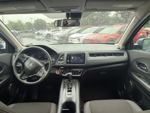 Used 2022 Honda HR-V EX image 14