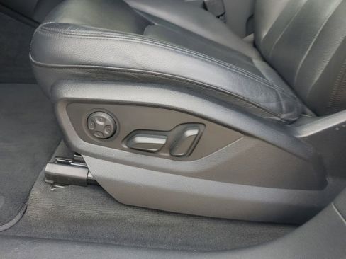 Used 2018 Audi Q7 3.0T Prestige w/ Prestige Package image 15