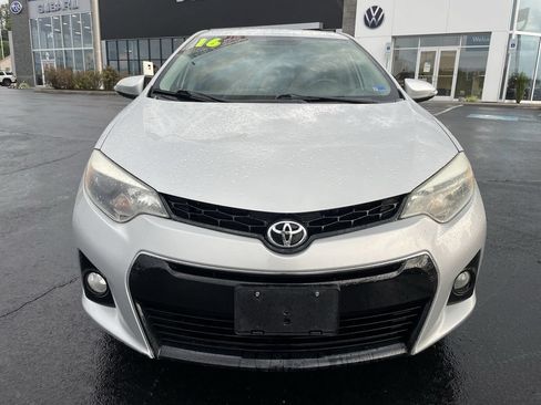 Used 2016 Toyota Corolla S FWD image 2