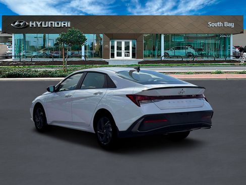 New 2026 Hyundai Elantra Sport image 5