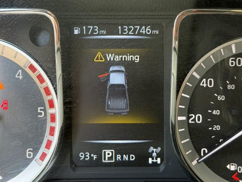 Used 2016 Nissan Titan Platinum Reserve AWD/4WD image 14