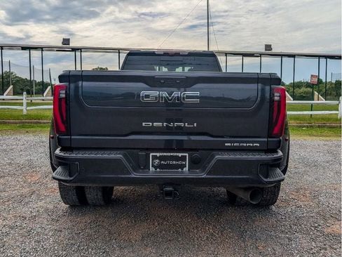 Used 2024 GMC Sierra 3500 Denali Ultimate AWD/4WD image 6