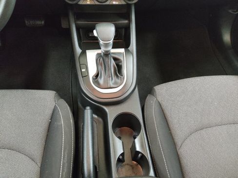 Used 2022 Kia Forte LXS image 26