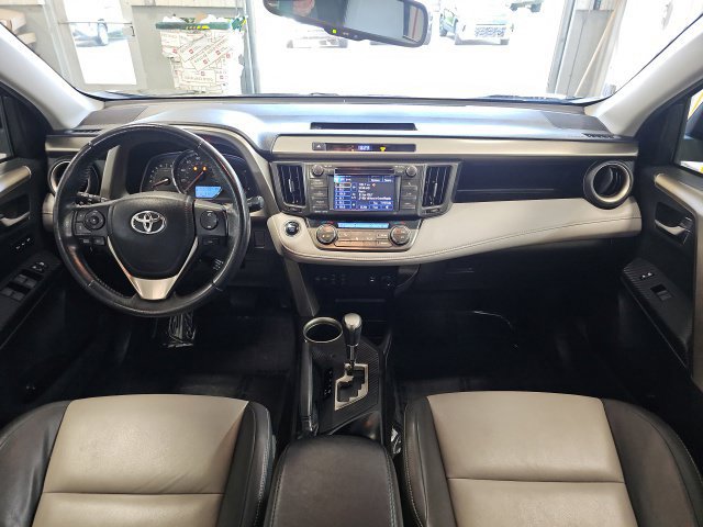 Used 2013 Toyota RAV4 Limited AWD/4WD image 28
