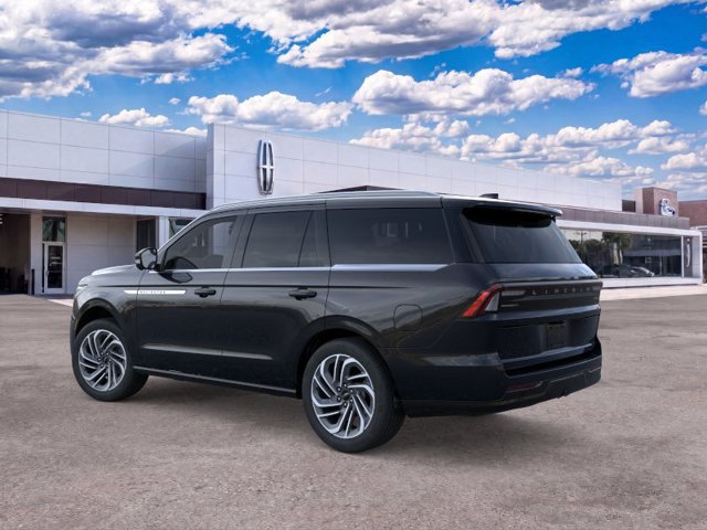 New 2026 Lincoln Navigator Reserve AWD/4WD image 4
