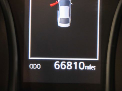 Used 2023 Toyota Camry SE image 16