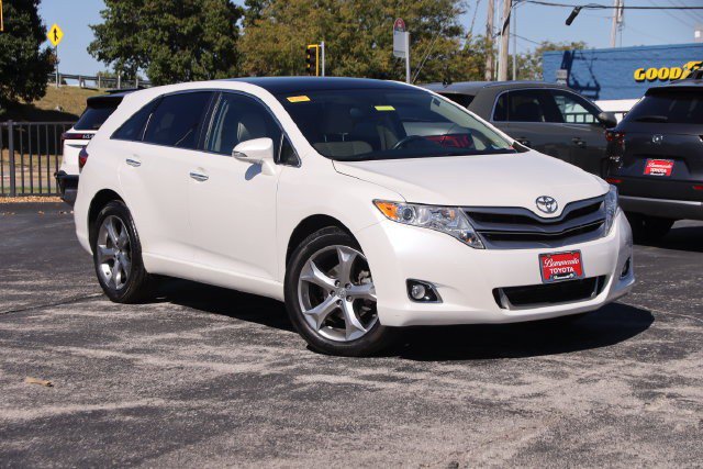 Used 2013 Toyota Venza XLE w/ XLE Premium Pkg AWD/4WD image 2