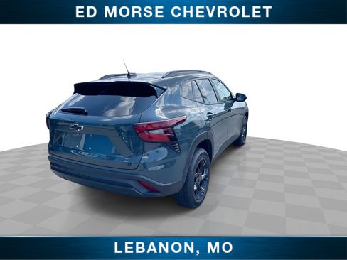 New 2026 Chevrolet Trax LT w/ Driver Confidence Package FWD image 8