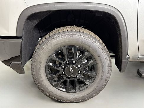 New 2026 Chevrolet Silverado 2500 Custom w/ Custom Value Package image 19