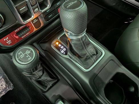 New 2026 Jeep Gladiator Mojave AWD/4WD image 25