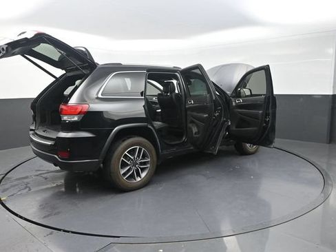 Used 2021 Jeep Grand Cherokee Limited w/ Luxury Group II AWD/4WD image 36