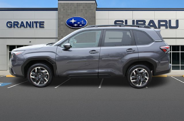 Used 2025 Subaru Forester Premium AWD/4WD image 7