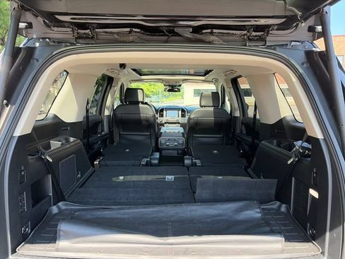 Used 2021 Ford Expedition Platinum AWD/4WD image 32