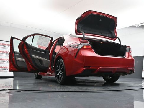 Used 2022 Toyota Camry SE image 46