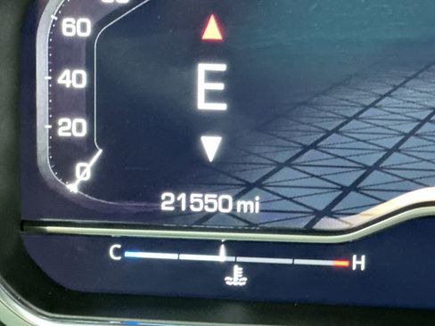 Used 2024 GMC Sierra 1500 Denali Ultimate image 15