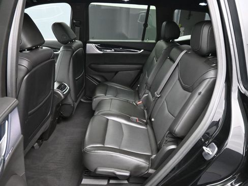 Used 2024 Cadillac XT6 Premium Luxury image 22