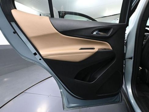 Used 2022 Chevrolet Equinox Premier AWD/4WD image 37