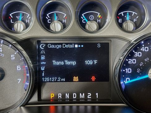 Used 2015 Ford F250 Lariat w/ Chrome Package image 18