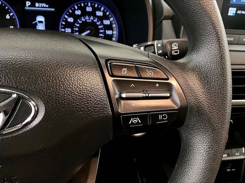 Used 2022 Hyundai Kona SEL image 18