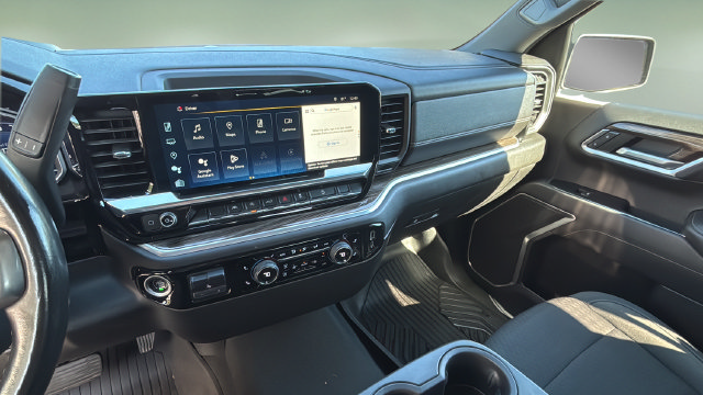 Used 2022 Chevrolet Silverado 1500 RST AWD/4WD image 27