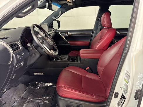 Used 2023 Lexus GX 460 Luxury image 16