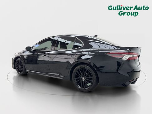 Used 2021 Toyota Camry XSE FWD image 4