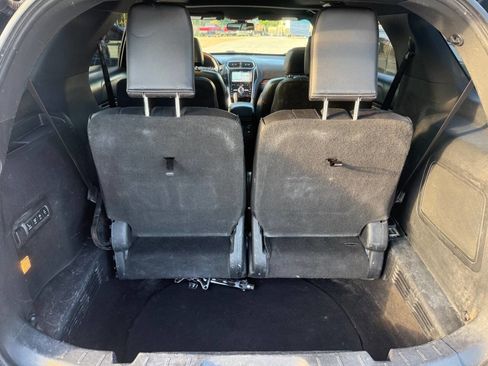 Used 2017 Ford Explorer Platinum image 20