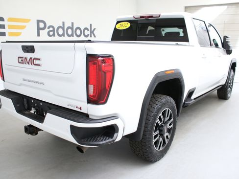 Used 2022 GMC Sierra 2500 AT4 w/ AT4 Premium Plus Package AWD/4WD image 10