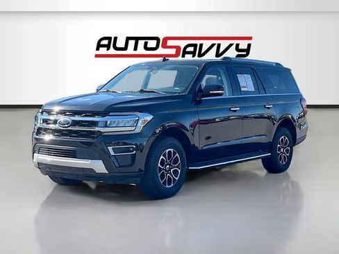 Used 2024 Ford Expedition Max Limited AWD/4WD image 3